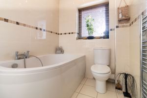 Family Bathroom- click for photo gallery
